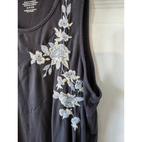 American Eagle Soft & Sexy Tank Top Small Gray Floral Embroidered Career Dress - Picture 3 of 5